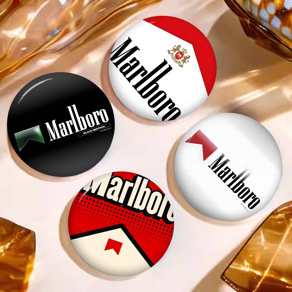레트로 M-MarlboroS-S 새로운 브로치 소프트  - Retro Gaming Meme 리뷰 및 가격