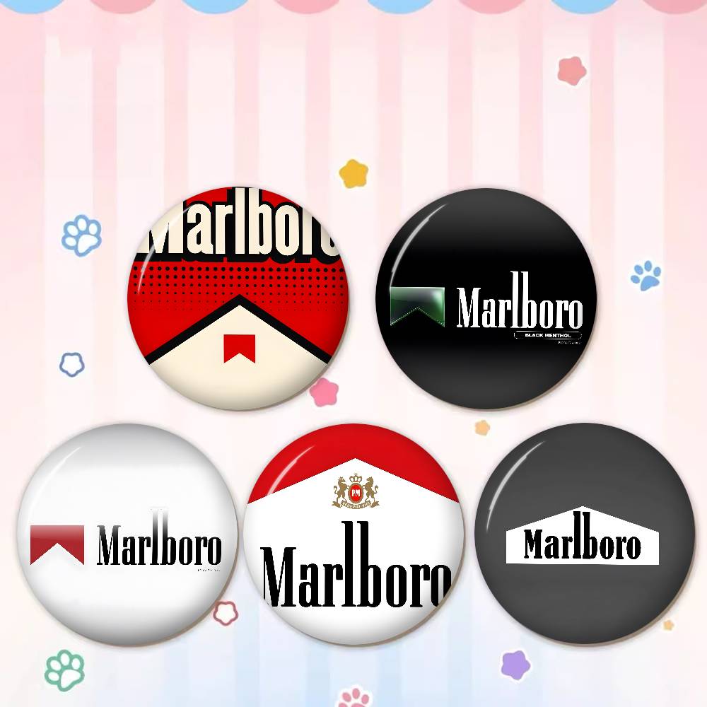 레트로 M-MarlboroS-S 새로운 브로치 소프트  - Retro Gaming Meme 리뷰 및 가격